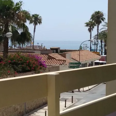 Plaza Del Remo Seewt&beach * トレモリノス