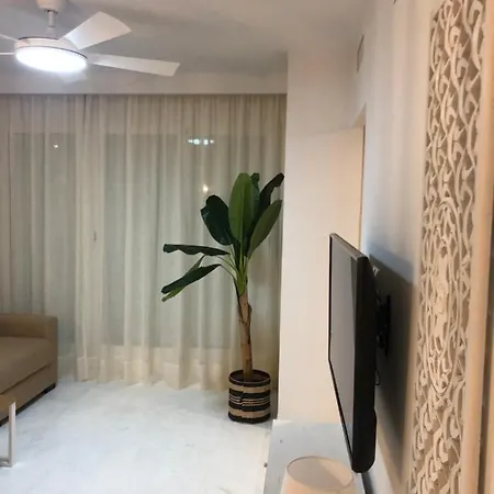 Plaza Del Remo Seewt&beach