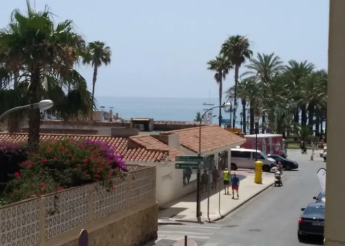 Plaza Del Remo Seewt&beach Torremolinos